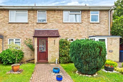 9 Oakapple Close, South Croydon, CR2 9BN
