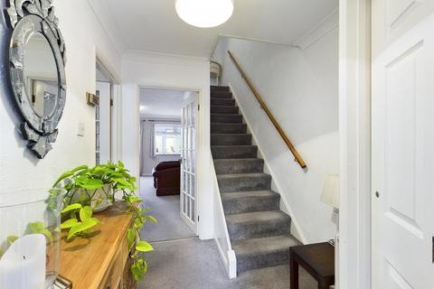 9 Oakapple Close, South Croydon, CR2 9BN