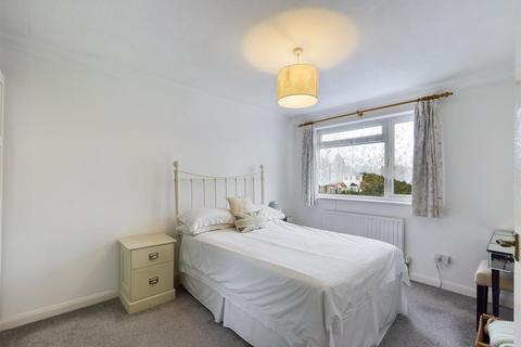 9 Oakapple Close, South Croydon, CR2 9BN