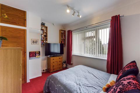 40 Gascoigne Road, New Addington, Croydon, CR0 0NB