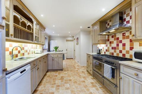 47 Kersey Drive, South Croydon, CR2 8SX