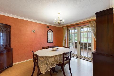 47 Kersey Drive, South Croydon, CR2 8SX