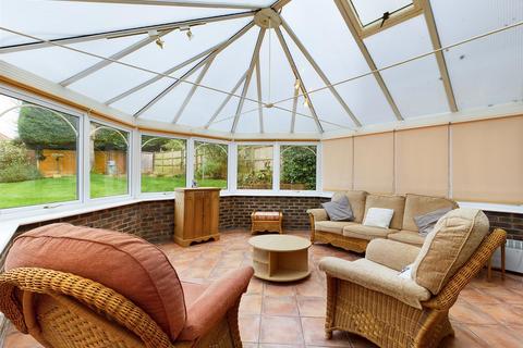 47 Kersey Drive, South Croydon, CR2 8SX