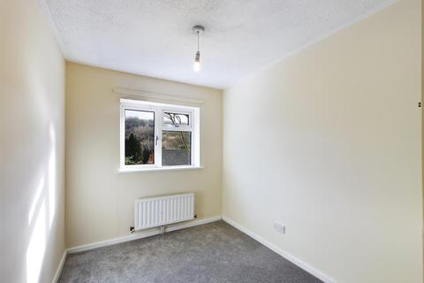 13 Wagtail Gardens, South Croydon, CR2 8TA