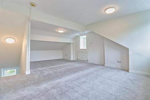 3 bedroom end of terrace house for sale - Carrbottom Road, Greengates, Bradford