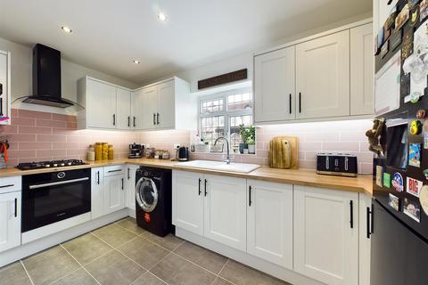 17 Allenby Avenue, South Croydon, CR2 0RY