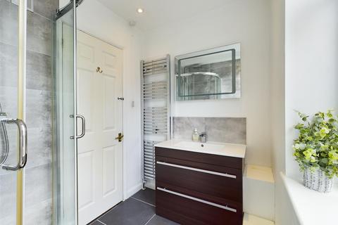 17 Allenby Avenue, South Croydon, CR2 0RY