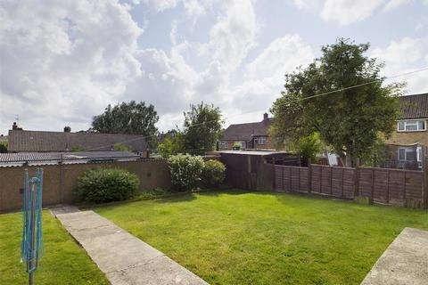 82 Dunsfold Way, New Addington, Croydon, CR0 0TN