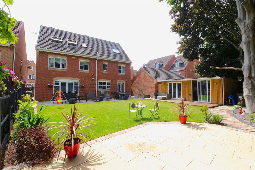 Wetherby Close, Queniborough 7 bed detached house for sale £625,000