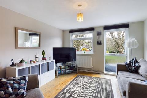 169 Friars Wood, Croydon, CR0 9JN