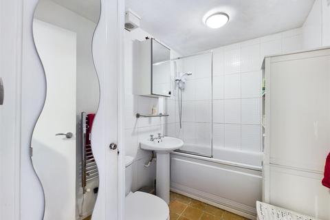 169 Friars Wood, Croydon, CR0 9JN