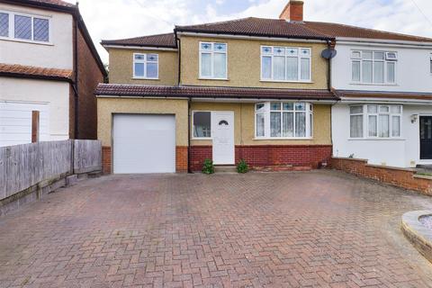 22 Farnborough Crescent, South Croydon, CR2 8HA
