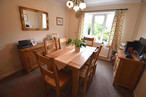 63a Anncroft Road, Buxton, SK17 6UA