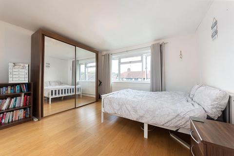 11 Braemar Avenue, South Croydon, CR2 0QA