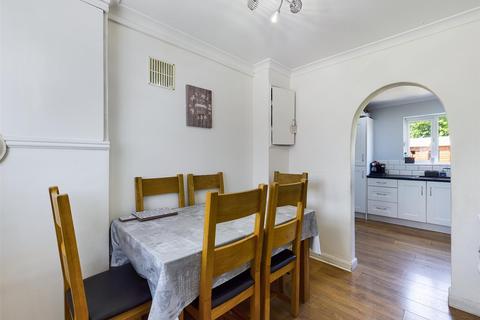63 Headley Drive, New Addington, Croydon, CR0 0QH