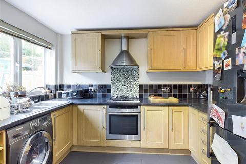 12 Albatross Gardens, South Croydon, CR2 8QX