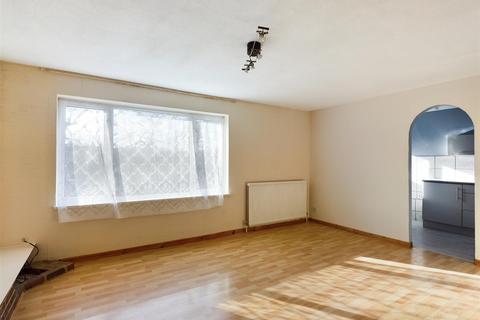 84 Ladygrove, Croydon, CR0 9LT