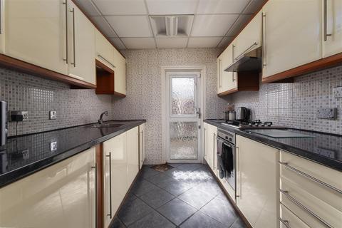 9 Lavington Road, Croydon, CR0 4PQ