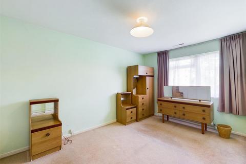 42 Viney Bank, Croydon, CR0 9JT