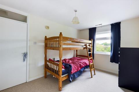 42 Viney Bank, Croydon, CR0 9JT