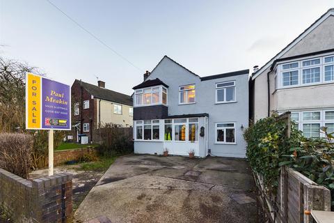 588 Limpsfield Road, Warlingham, CR6 9DS