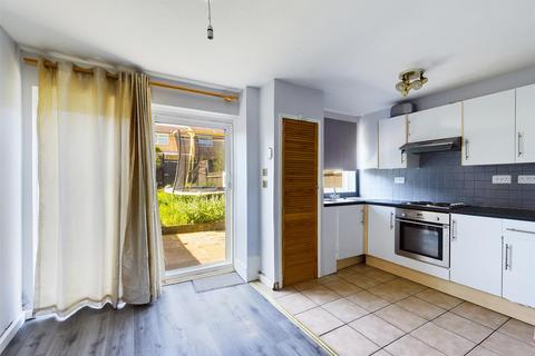 8 Southviews, South Croydon, CR2 8SH