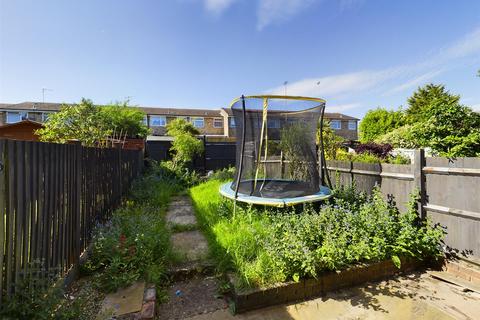 8 Southviews, South Croydon, CR2 8SH