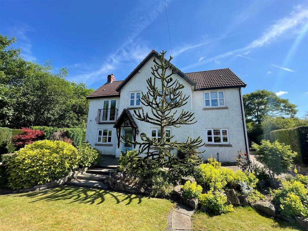 Wood End, Elmridge, Leigh 3 bed detached house £599,950