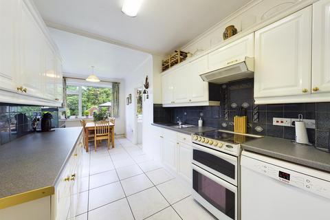 40 Old Farleigh Road, South Croydon, CR2 8PE