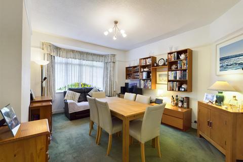 40 Old Farleigh Road, South Croydon, CR2 8PE