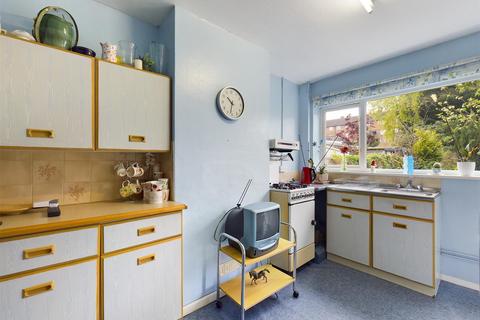 26 Salcot Crescent, New Addington, Croydon, CR0 0JH