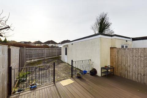 110 Overbury Crescent, New Addington, Croydon, CR0 0LP