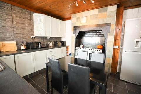 2 Ivanhoe Crescent, Sunderland, SR2 7QE