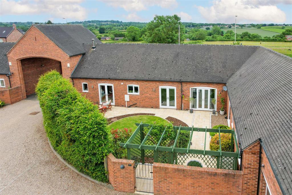 Top Road, Griffydam 4 bed house £550,000