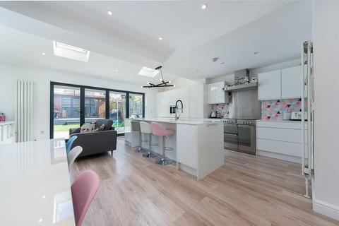 27 Grange Road, South Croydon, CR2 0NE