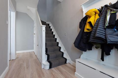 27 Grange Road, South Croydon, CR2 0NE