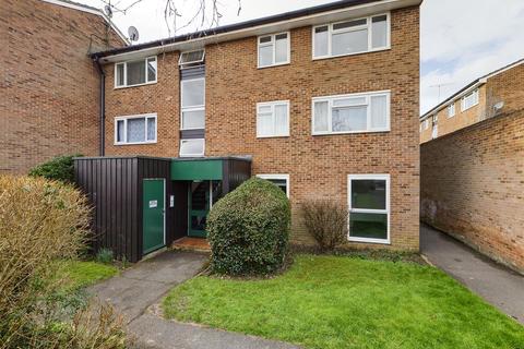 55 Middlefields, Croydon, CR0 9LG