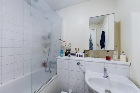 55 Middlefields, Croydon, CR0 9LG