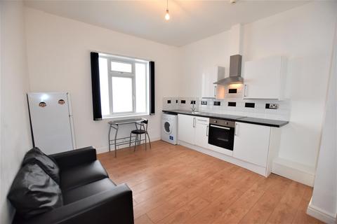Studio to rent - York Road, Leicester, LE1