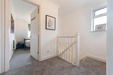 9 Wontford Road, Purley, CR8 4BE