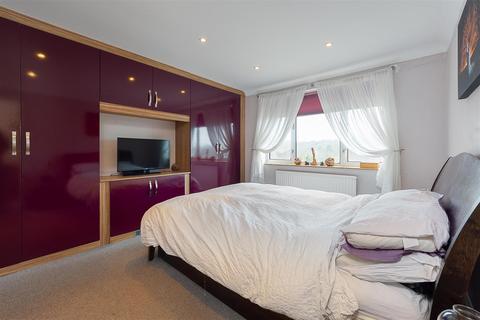 9 Wontford Road, Purley, CR8 4BE
