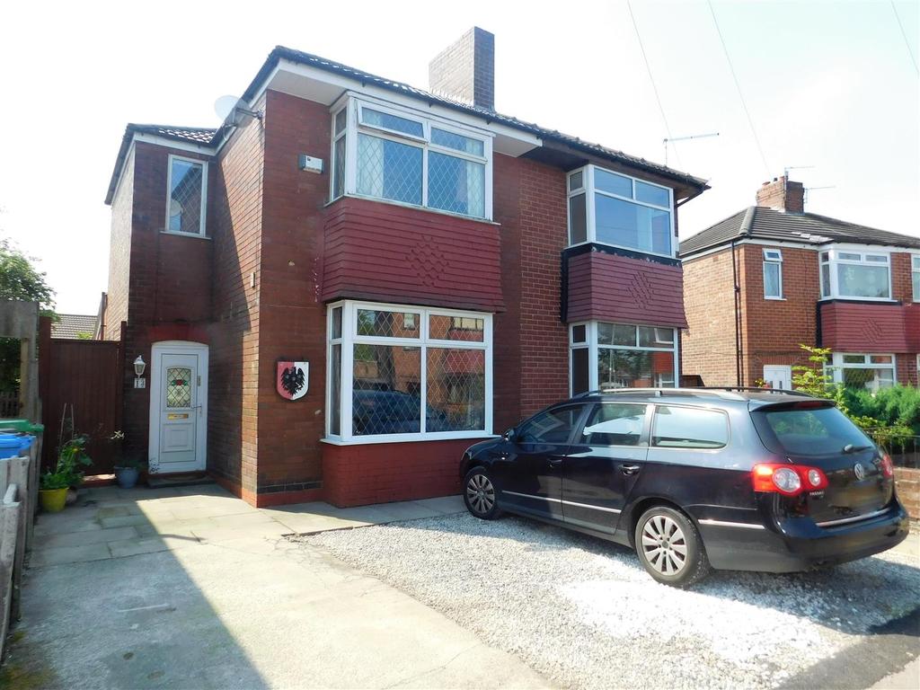 Dalston Avenue, Failsworth, Manchester 2 bed semidetached house for