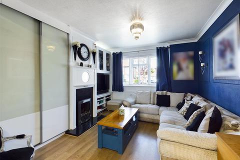 80 Aldrich Crescent, New Addington, Croydon, CR0 0NN