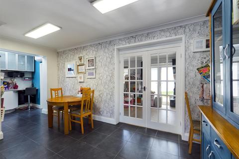 80 Aldrich Crescent, New Addington, Croydon, CR0 0NN