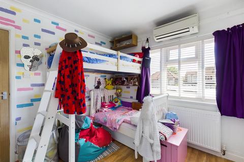 80 Aldrich Crescent, New Addington, Croydon, CR0 0NN