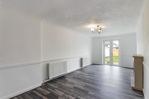 35 Parkway, New Addington, Croydon, CR0 0JA