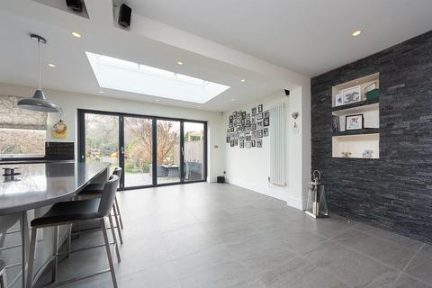 175 Upper Selsdon Road, South Croydon, CR2 0DW