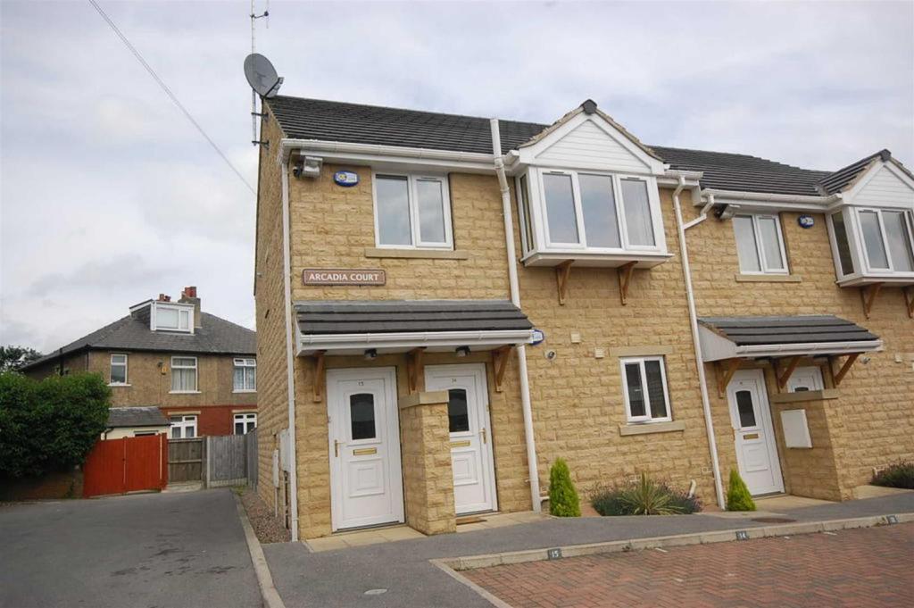 Arcadia Court, Colwyn Street, Marsh 1 bed apartment £575 pcm (£133 pw)