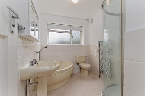 11 Harbledown Road, South Croydon, CR2 8RH