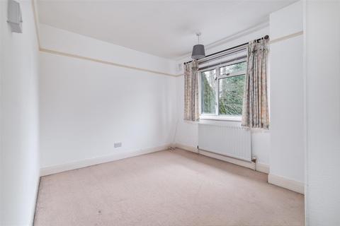 11 Harbledown Road, South Croydon, CR2 8RH